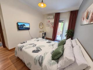 Serene & Styled 1BR Retreat in Compound - only families & single travelers - 4