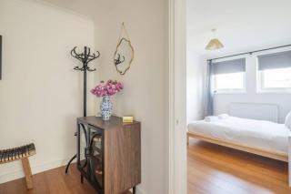 Chic ground floor apt with parking - 6