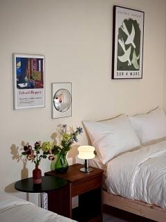 NEW - Private Suite - Best location in Apgujeong, Sinsa, Artistic Premium Accommodation - 4 beds - 9