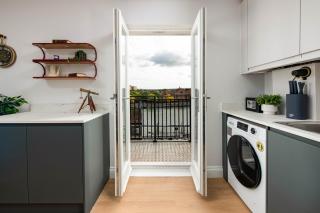 NEW-Stunning 4Bed 3Bath Flat-Harbourside Views-By FabAccommodation - Bristol - 5