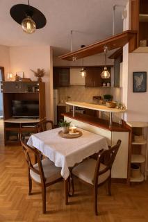 Blue Apartment-Private Parking - 1