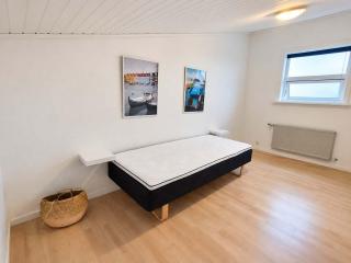 Charming Villa in Peaceful Hoyvik - 3