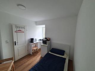 Monteurwohnung für 1 Personen inkl. MwSt. - 1. Eingang 2. OG links - 6