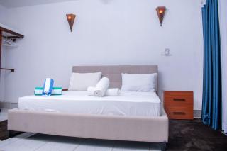 Palace Pent House - 6