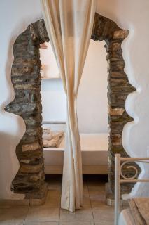 Pallada Boutique Tinos - 0