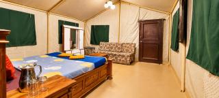 Pine Wood Cottage Jungle Resort - 3