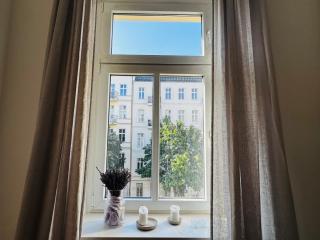 Stylish old apartment in Friedrichshain - 3