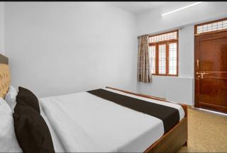 Hotel Samarth Inn - 3
