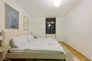 Your Secret Longstay at Josefstadt - 3BR Apartment with Parking - City Centre - 2