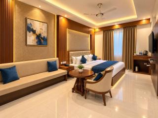 Jetway Grand Near Yashobhoomi and Delhi International Airport With- Free Airport Pickup - 1