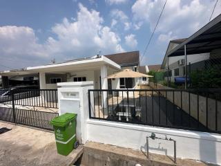 Aisyah Homestay Awah Permai Temerloh - 1