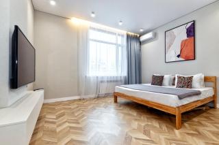 Designer apartment in the Business Center - 2