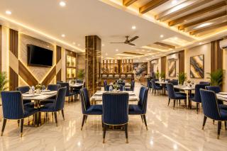 Jetway Grand Near Yashobhoomi and Delhi International Airport With- Free Airport Pickup - 9