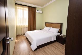 Cozy Yerevan Hotel - 3