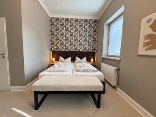 Hotel Royal - 4