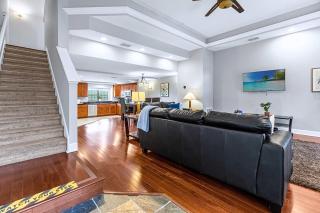 Sunny Summer Magic - Stay in TownHome by Disney - 1