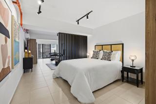 Couples Studio near Casco Viejo - Premium Design - 8