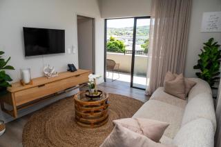 Seahorse Knysna-311 Patimo Opulent Apartment - 3