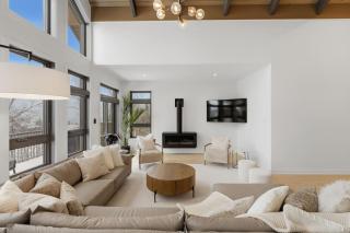 Pristine Verbier-5BDR - HOT TUB-Mont-Tremblant - 4