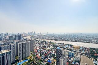 57F Skyline View 2BR Supermarket Downstairs - 7