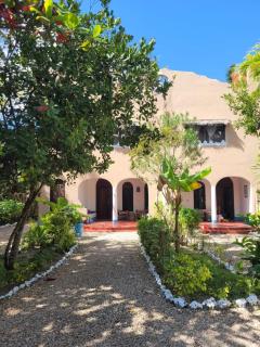 LaLuna rooms and apartments long term renting dorms - 8