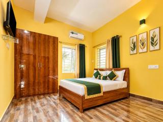 Hotel Golden Leaf by CN-Nr Niladri Vihar Square - 2
