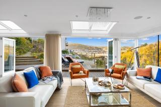 Homefield - Chic charm with unrivalled river views - 7