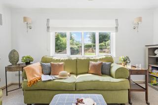 Bramblewood - Cosy chic, hot tub, close to beach - 5