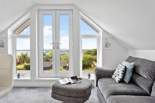 Swanston Lodge - Elevated Coastal Living with Panoramic Views - 5