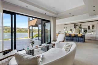 Gable View - Luxury Riverside Sanctuary - 2
