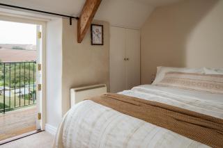 Pear Tree Cottage - Cosy one bedroom Cottage - 1