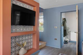 The Lookout - Coastal Calm with Panoramic Sea Views - 4