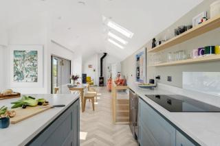 The Bridge - Architect Designed Luxury with Panoramic - 6