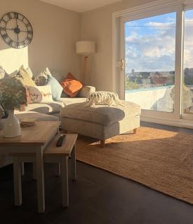 Number Forty Two, Portsoy - A 3 bedroom cottage with sea views - 7