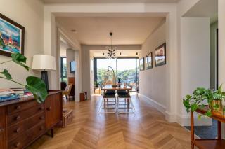 Two Guns – Contemporary, Stylish Townhouse With Stunning Sea Views - 5