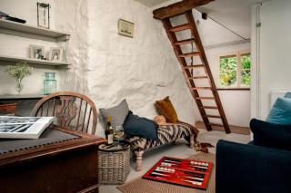 Weeke Brook - Quintessential thatched luxury Devon cottage - 7