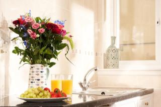 Bayfort Sea Studio - Comfortable Couples Retreat with Stunning Coastal Views - 1