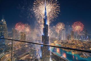 Premium 5 bedroom penthouse opposite Burj Khalifa - 0