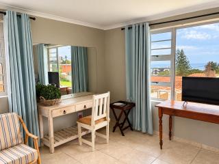 28 Petunia - Jeffreys Bay - 1