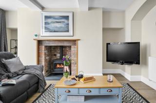 Sovereign House - Close to harbour with parking - 6