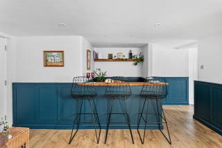 Coombe Bank - Seaboard spirit, contemporary chic with parking close to beach - 7