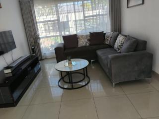 Stunning 50 Mowbray Stand alone House - 6