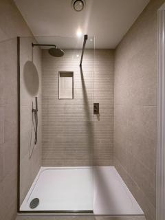 The Sovereign, Luxury Former Bank Spacious Apartment, Central, 3BR, EV parking, - 9