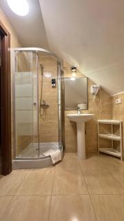 The Garden Villa - Kyiv - 4