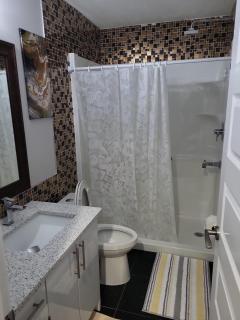 CosyTwo-Bedroom and Cozy Executive Suite - 7
