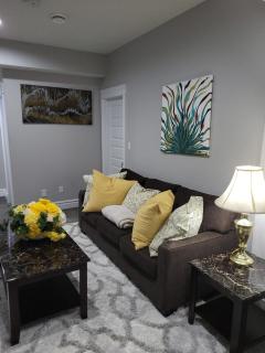 CosyTwo-Bedroom and Cozy Executive Suite - 2