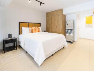 Premium Studio for Two - Third Floor Light & Design - 5