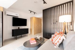 4th Floor Studio for Couples - Culture Meets Comfort - 1