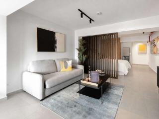 Premium 4th Floor Studio - Elevated Stay for Couples - 6