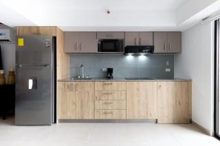 Premium 4th Floor Studio - Elevated Stay for Couples - 2